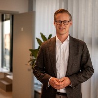 Nicholas Paludan-Müller Email & Phone Number
