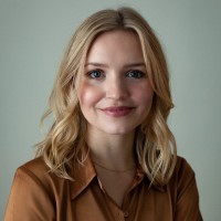 Caroline Ficken Email & Phone Number