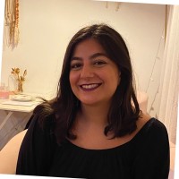 Giulia Petroni Email