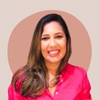Ana Paula Castro MacHado Email