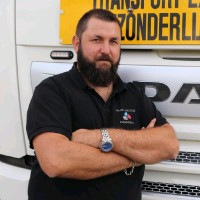 Giuseppe Galluzzo Email