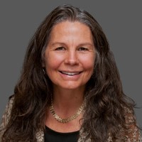 qrcAnalytics Employee Elizabeth Londo's profile photo