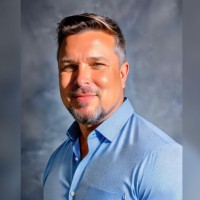 André Valentim Email