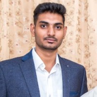 Essential Solar Employee Vignesh Devarajan's profile photo