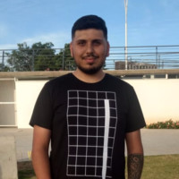 Lambda3 Employee Henrique Urruth's profile photo