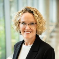 Elizabeth McNulty Email & Phone Number
