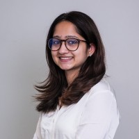 Ishita Sapara Email