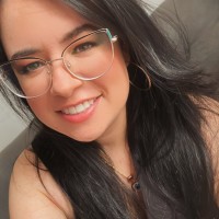 Luana Campos Email