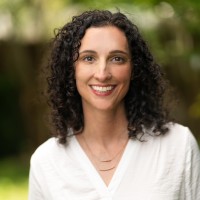 Claire do Email & Phone Number