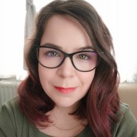 ClouDevOps EU Employee Bettina Pruteanu's profile photo