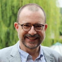 L'École Française Employee François Brault's profile photo