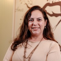 Tânia Souza Email & Phone Number