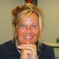 Riekie Neervoort Email