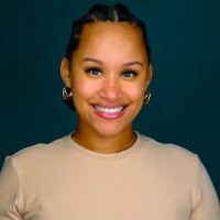 Shondaland Employee Sarah McGovern's profile photo