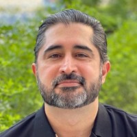 Marcio Oliveira Email