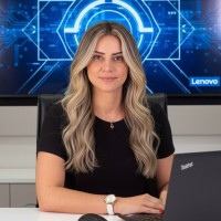 Lenovo Employee Roberta Santos's profile photo