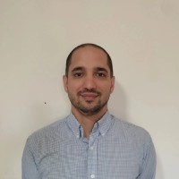 Iván Bustos Email