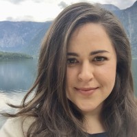 E-mail e número de telefone de Kristina Huebner