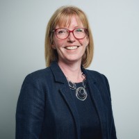 Fiona Hoskins Email & Phone Number