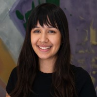 Mae Davis Email & Phone Number