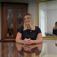 Joelle Bennett Email