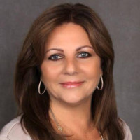 RE/MAX Central Realty Employee Rosemary Dipasquale's profile photo