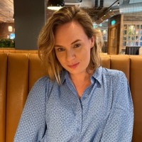 Starling Bank Employee Rebecca Painter's profile photo