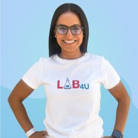 Lab4U Employee Komal Dadlani's profile photo