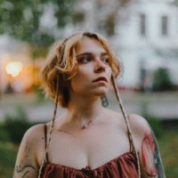 Alesya Ptashinskaya Email