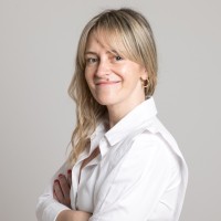 Universidad Torcuato Di Tella Employee Gaby Hostnik's profile photo