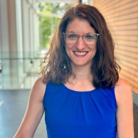 Annie Labrecque Email