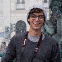 Vítor Mello Email