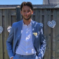 AV Employee Aron Veenendaal's profile photo