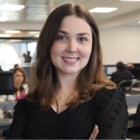 Cronos Logistics Employee Luana Romão's profile photo