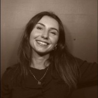 Julia Fabre Email