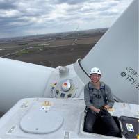 Ryan Earl Email & Phone Number