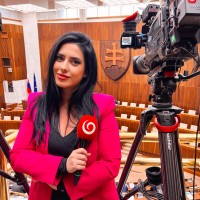 Lenka Ježová Email