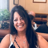 Project Y Employee Lisa Thomas's profile photo