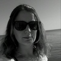 Maud Latour Email