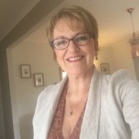 QueenBEE Secrets Employee Diane Elliott's profile photo