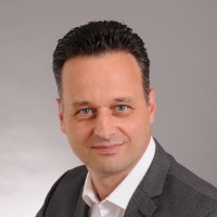 Thomas Dohmen Email