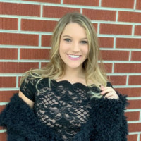 Otter Products Employee Julia Hoffman's profile photo