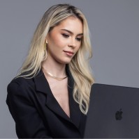 CartX Employee Tayna Bezerra's profile photo