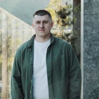 Bohdan Yatsiura Email