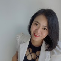 Ngan Ho Email