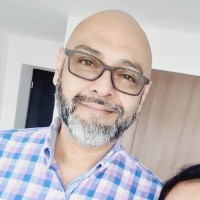 Isertec Employee Walter Molina's profile photo