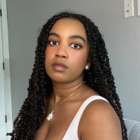Lyvie Scott Email