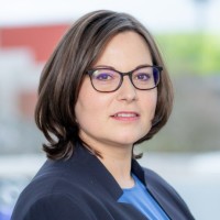 Ria Schneider Email