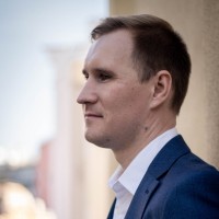Ivan Korniyenko Email