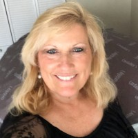 Pamela Thomas Email & Phone Number